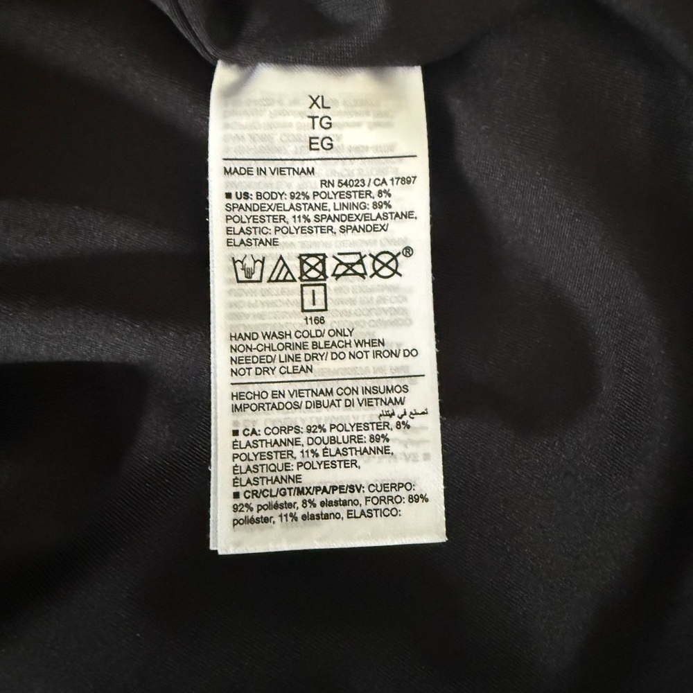 Old Navy Black Camisole Top~XL - Picture 4 of 6